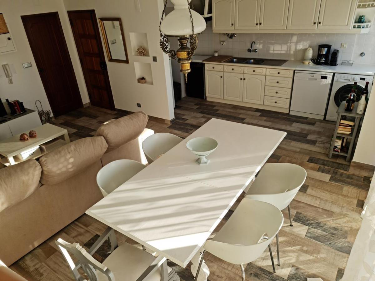 Ferienwohnung Sunset Surf House With Sea View Ericeira Exterior foto